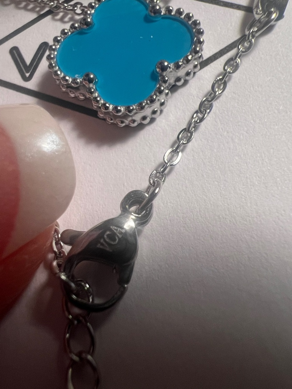Turquoise Four-Leaf Necklace and Stud Earrings - Picture 8 of 8